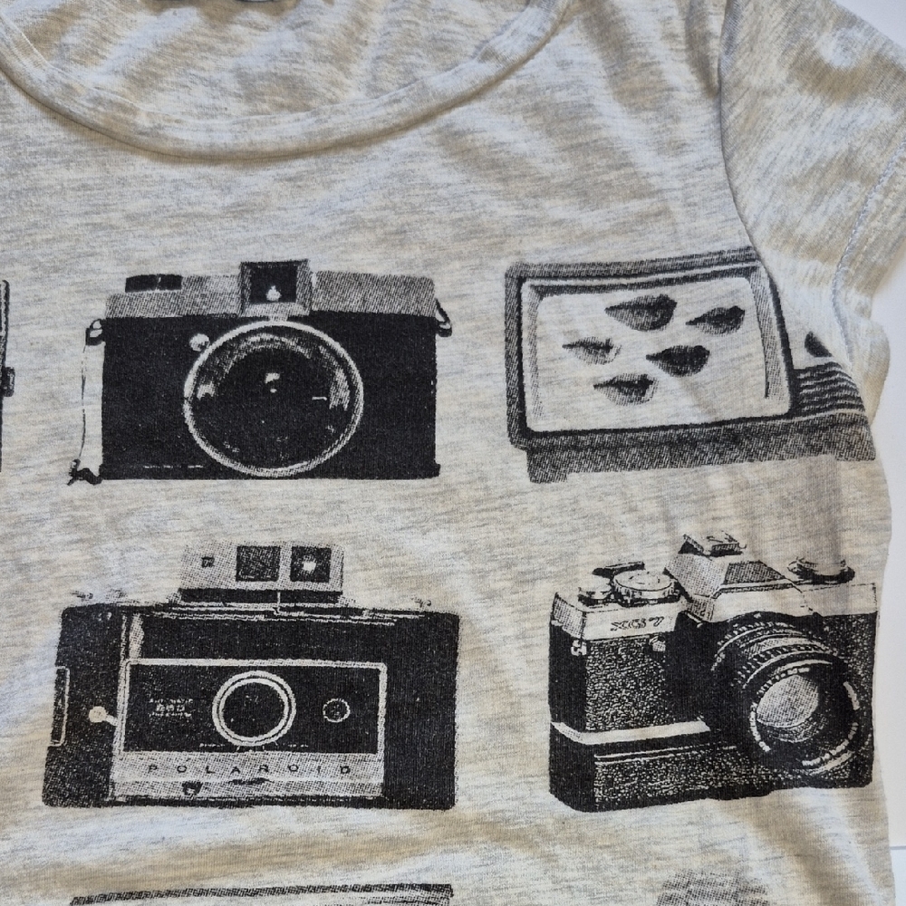 POL Cream Graphic Vintage Cameras Print Tee, Medium, Pre-loved - Picture 5 of 10